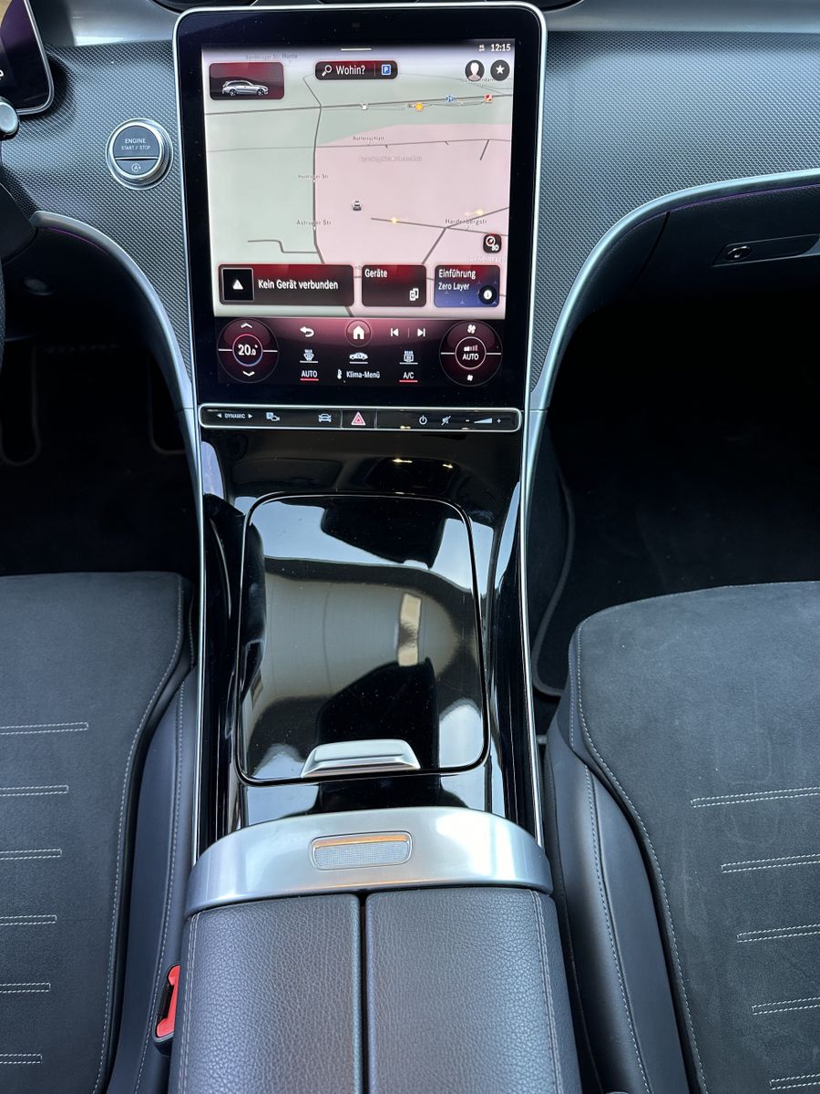 Fahrzeugabbildung Mercedes-Benz C 220d T AMG-Line NAV+LED+DISTRONIC+CARPLAY+SPUR