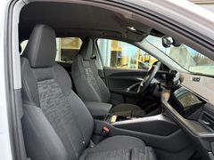 AUDI Q5 2.0 TDI quattro 150 kW/ 21"/ BUSINESS/ S LINE AUDI Q5 2.0 TDI quattro 150 kW/ 21"/ BUSINESS/ S LINE