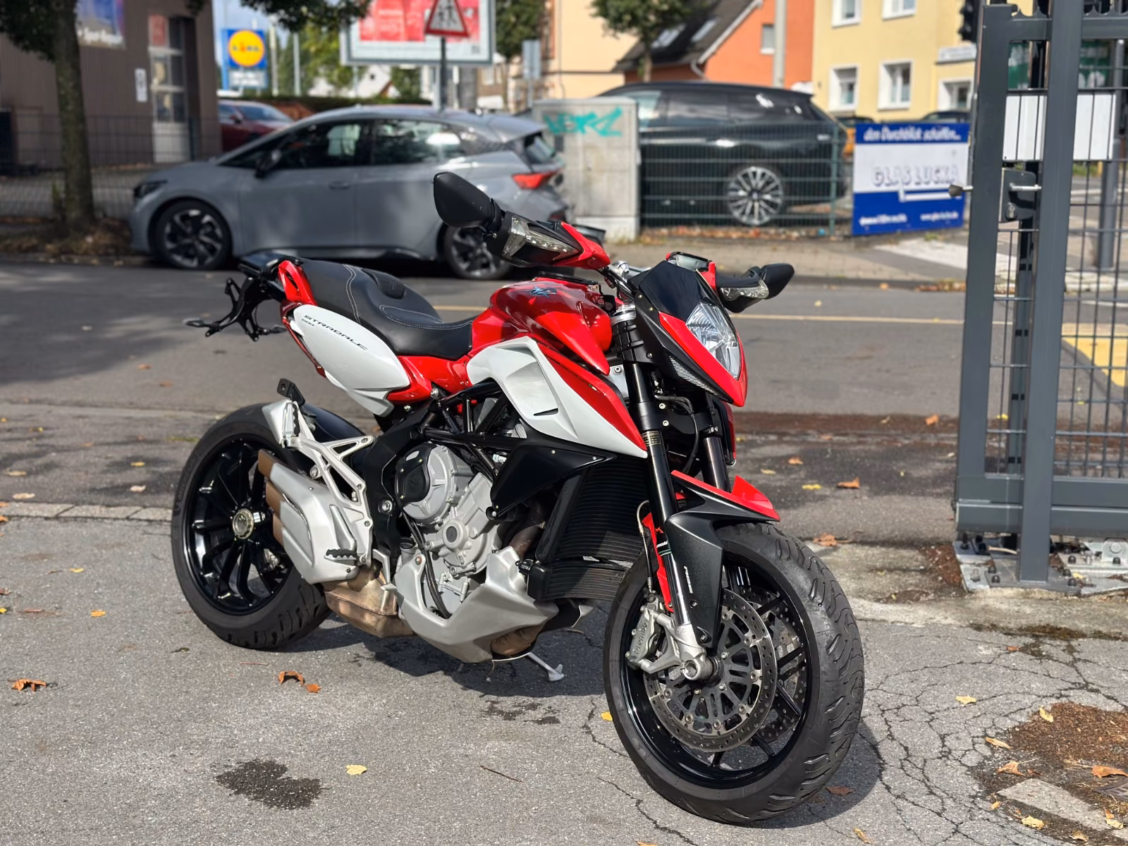 MV Agusta Stradale 800 ABS Bj 16 / 27TKM