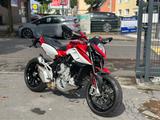 MV Agusta Stradale 800 ABS Bj 16 / 27TKM - MV AGUSTA STRADALE