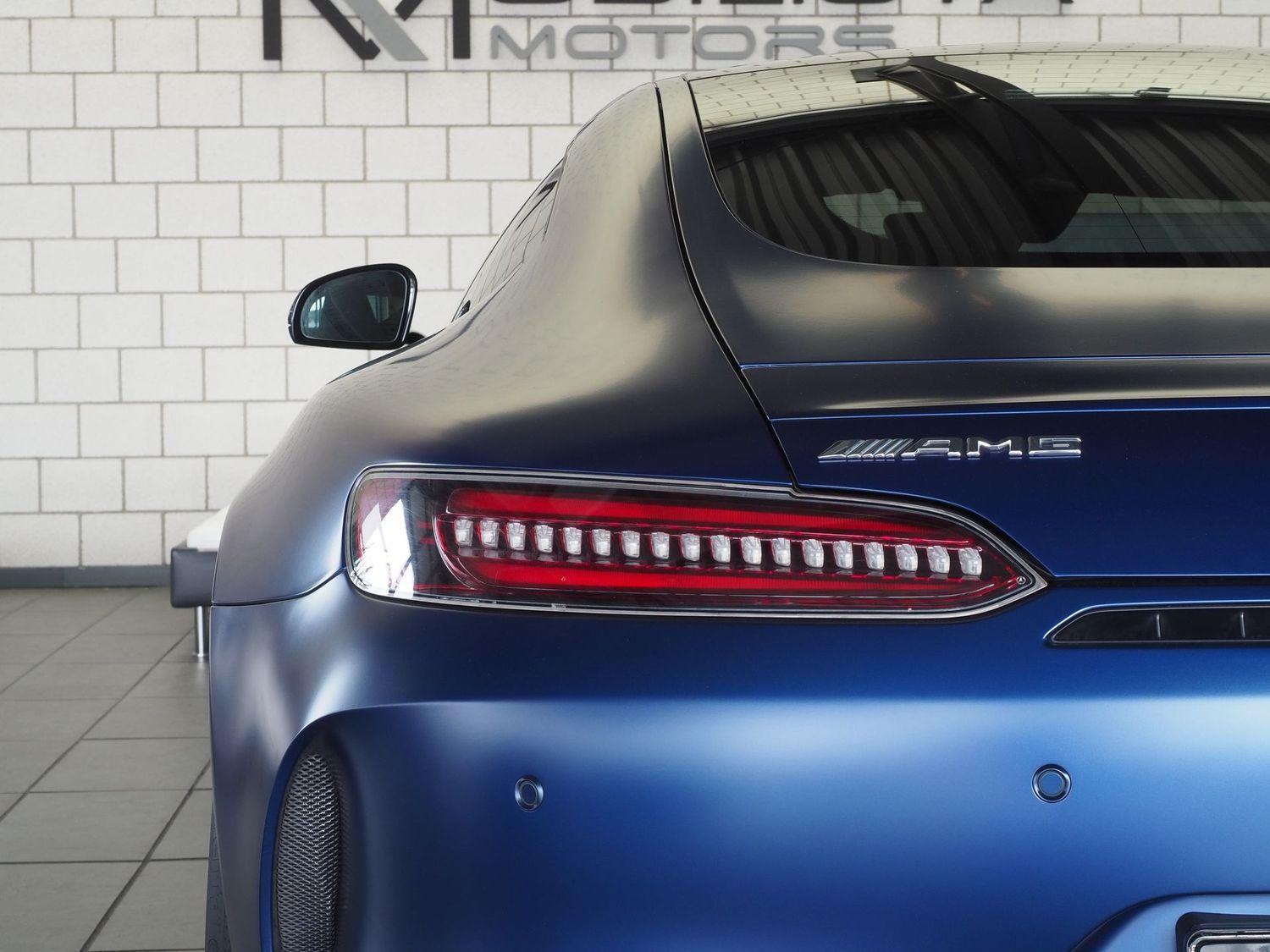 Mercedes-Benz AMG GT C Coupe CARBON // BURMESTER // GLASS ROOF