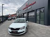 Skoda Fabia Active*8-FACH*WHITE*SHZG*KLIMA*TOP - Skoda Fabia: Active