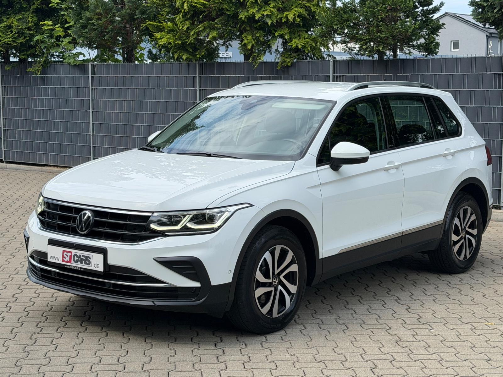 Volkswagen Tiguan Active 2.0 Tdi AHK NAVI MATRIX