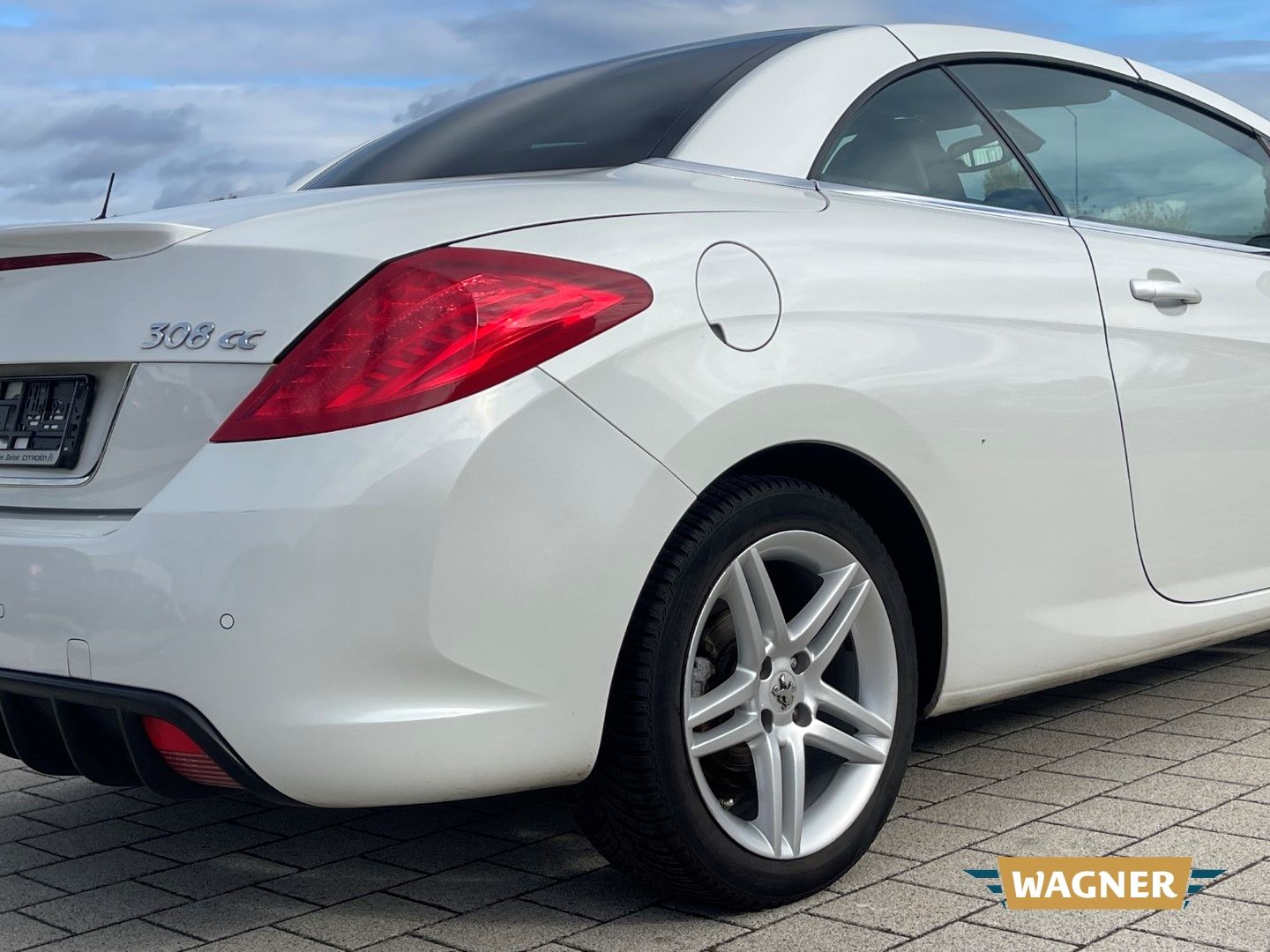 Fahrzeugabbildung Peugeot 308 CC Cabrio-Coupe Premium Klimaautomatik