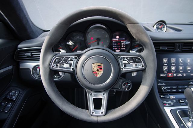 Porsche 991 4S Appr.327,U-Frei,Sportabgas,Chrono,Sitzl.
