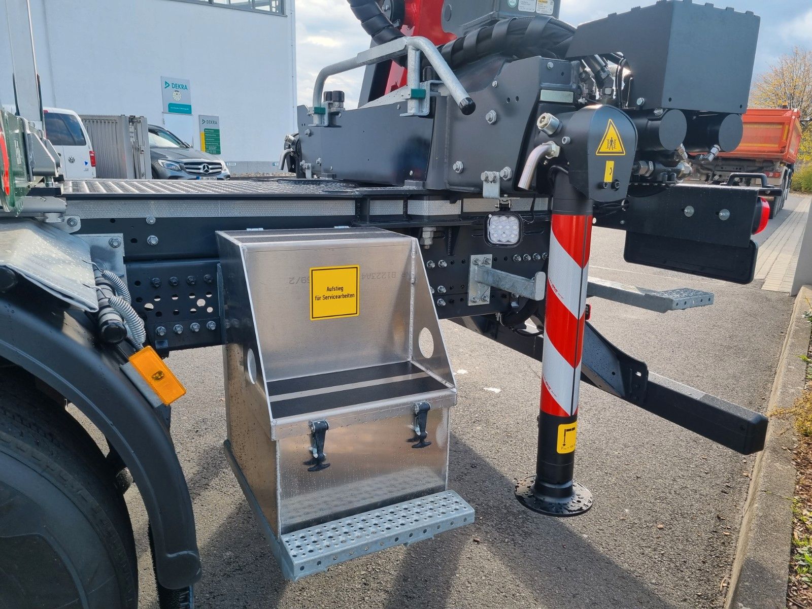 Fahrzeugabbildung Mercedes-Benz Arocs 2751 L 6x2/4 HAD Palfinger Epsilon TZ12