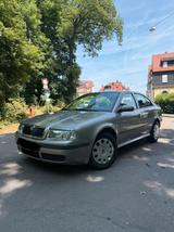 Skoda Octavia 1.6L TÜV NEU 07/27 (Rostfrei) - Skoda Octavia aus 2007
