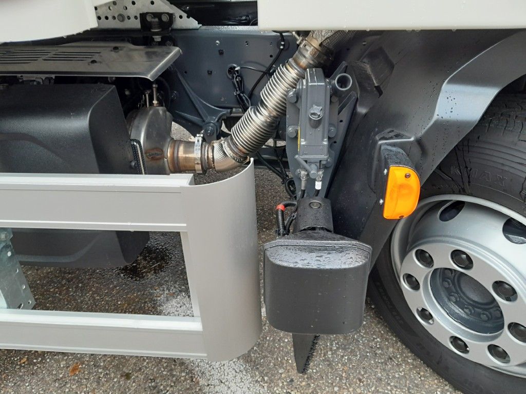 Fahrzeugabbildung DAF FA XB 290 16t Spier Plywoodkoffer