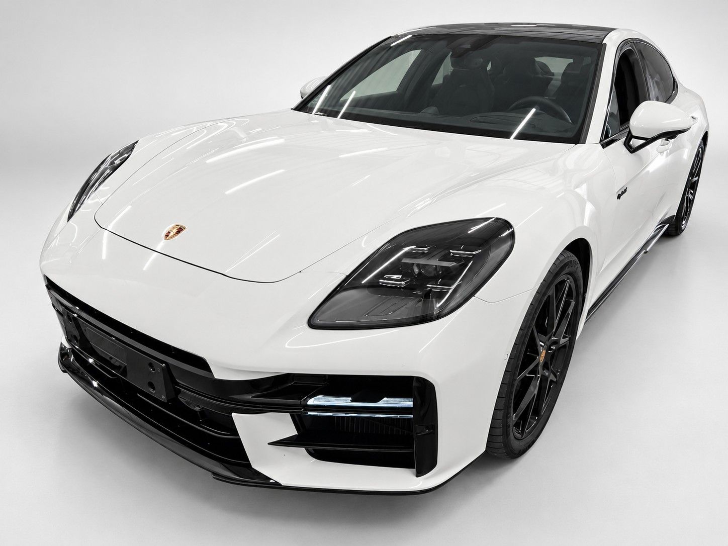 Porsche Panamera - 1
