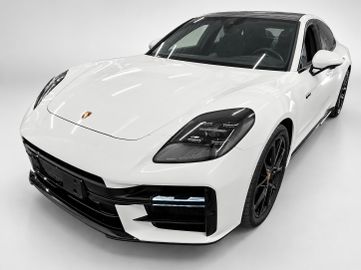 Porsche Panamera - 1