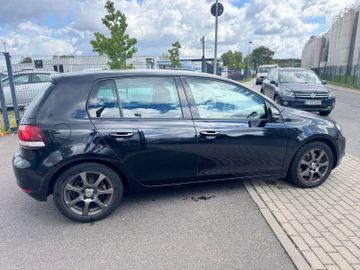 Volkswagen Golf - 8