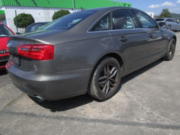 Audi A6 - 4