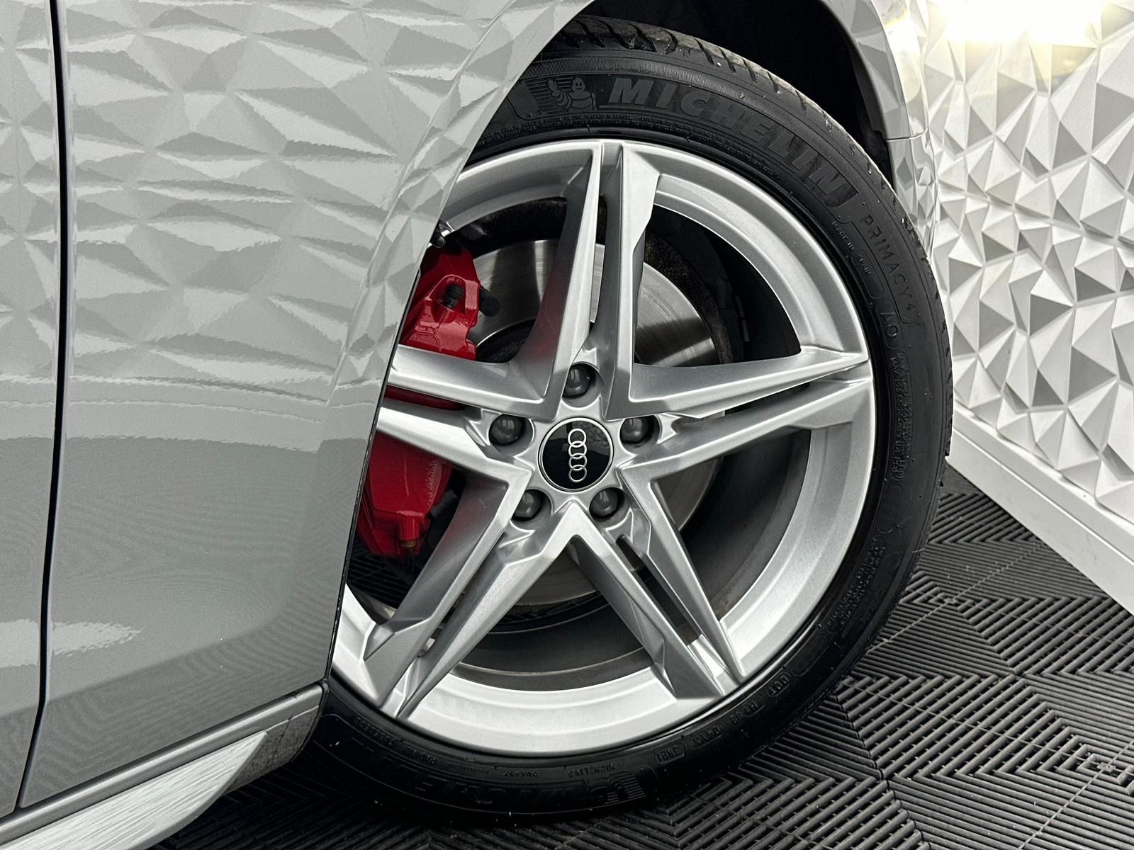 Fahrzeugabbildung Audi A4 40 TDI QUA/S-LINE/COMPETITION/MATRIX/PANO/B&O