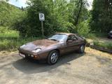Porsche 928 Scheckheft, Schalter, 2.Hd. orig. Kilometer - scheckheftgepflegte Porsche 928