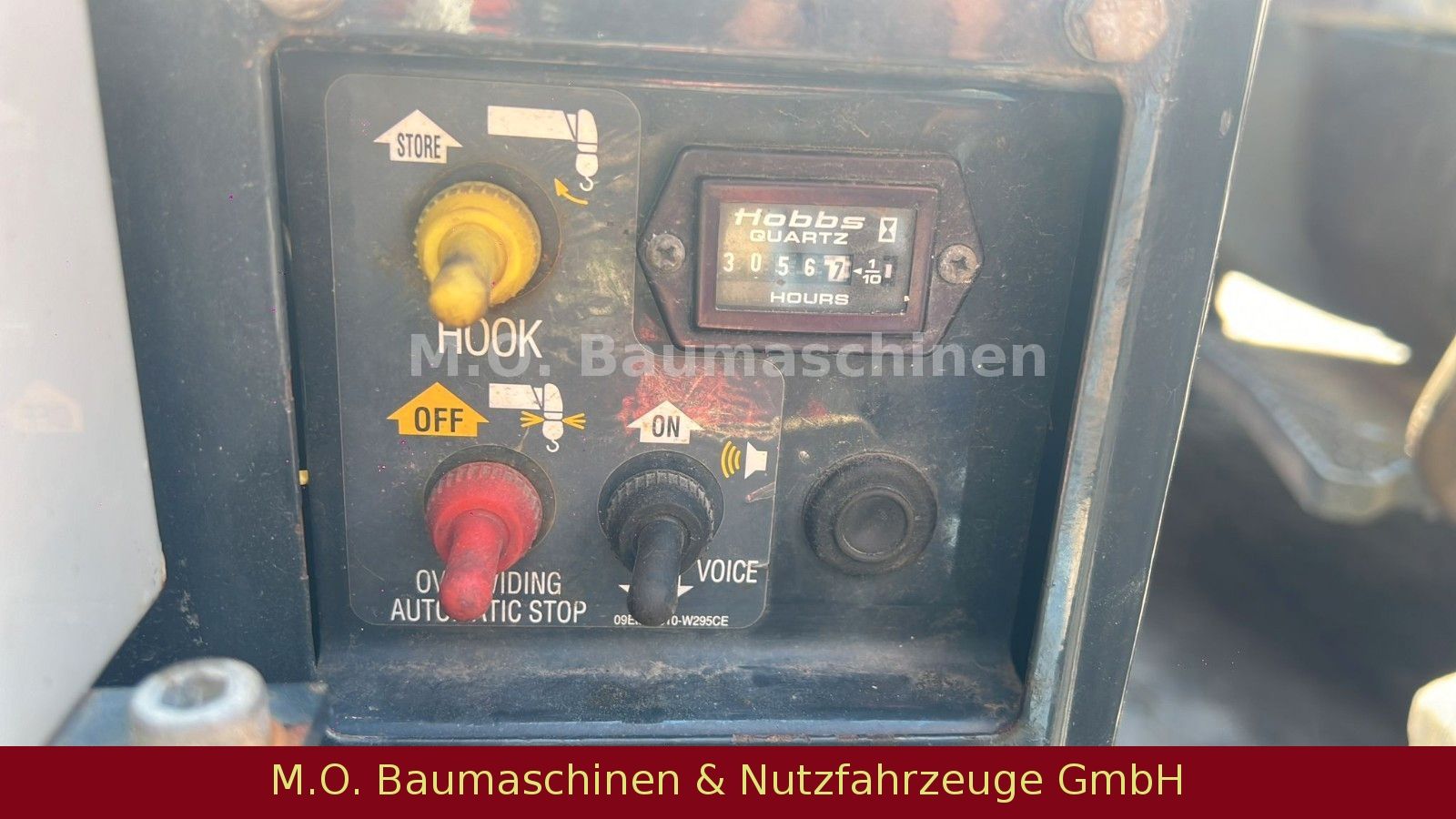 Fahrzeugabbildung Andere Unic B 350.1 / Minikran / Funk / Benzin / 3,5 t