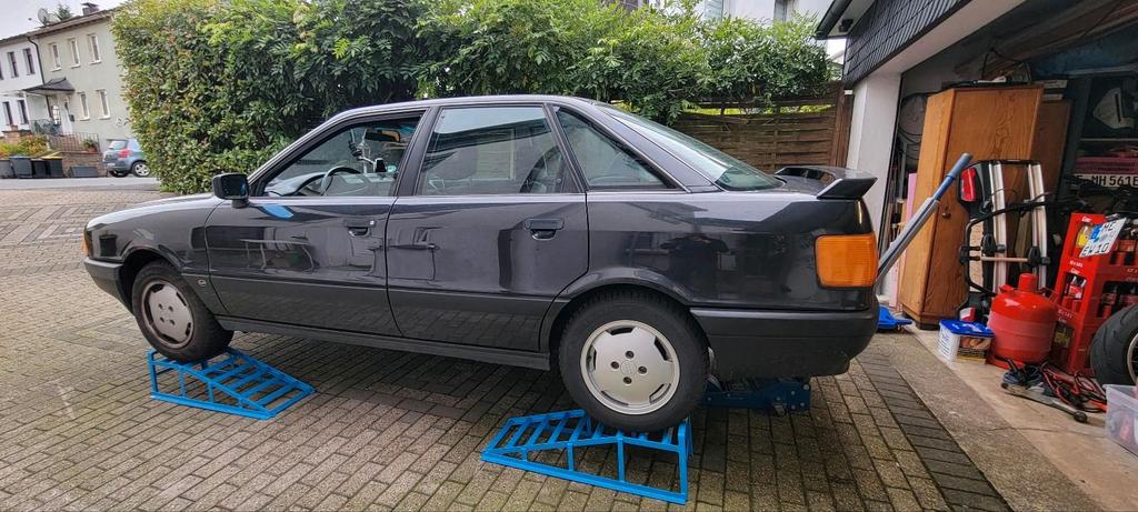 Audi 80
