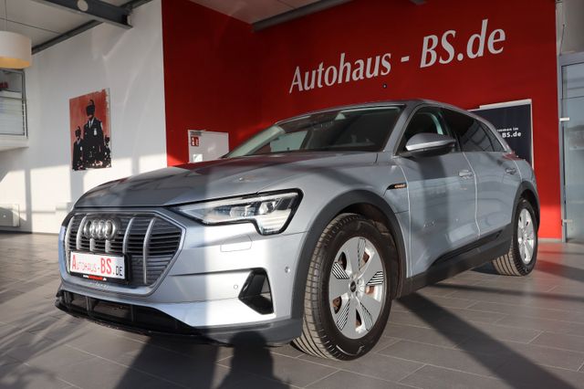 AUDI e-tron 55 quattro 300kW,Kamera, Navi, LED,1.Hand