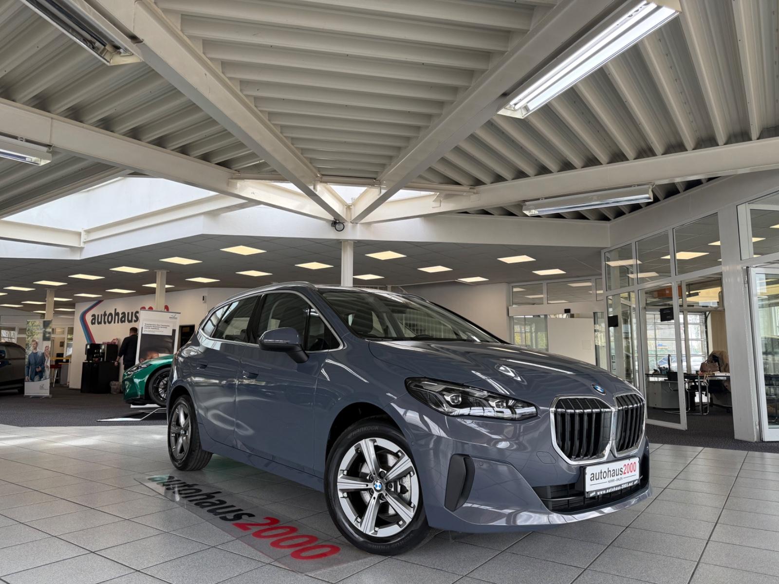 BMW 220i Active Tourer AUT./LED/CAM/D.TACHO/AHK
