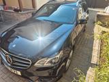 Mercedes-Benz E 250 CDI 4MATIC T Autom. - - Mercedes-Benz E 250: 4matic