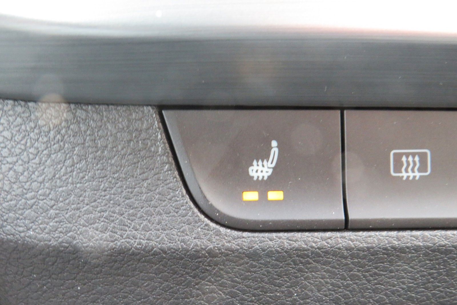 Fahrzeugabbildung SKODA Fabia Combi Ambition SITZH. KLIMA GRA GJ APP 1.H