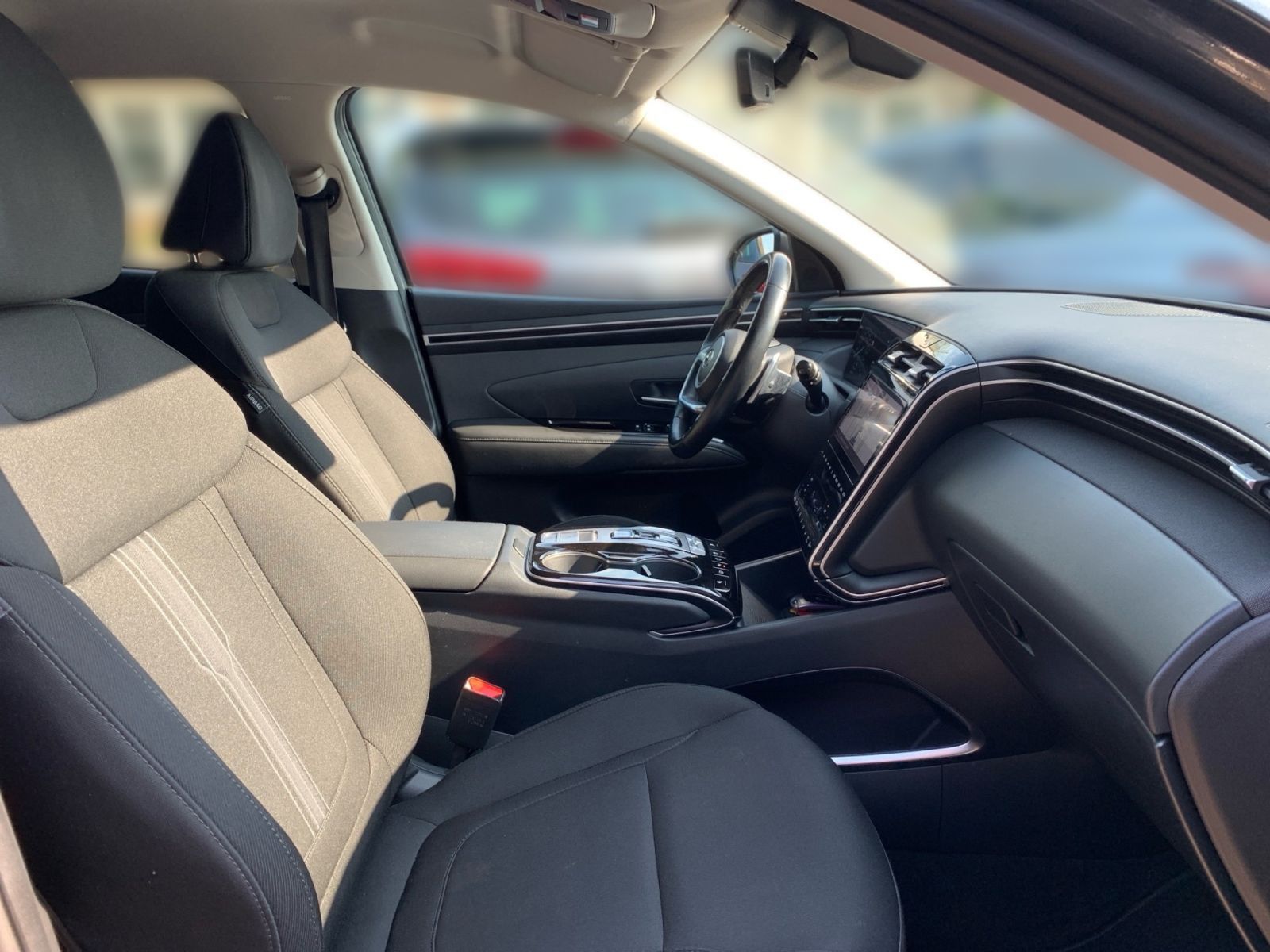 Fahrzeugabbildung Hyundai TUCSON 1.6 T-GDI Trend Hybrid 4WD AssiPaket