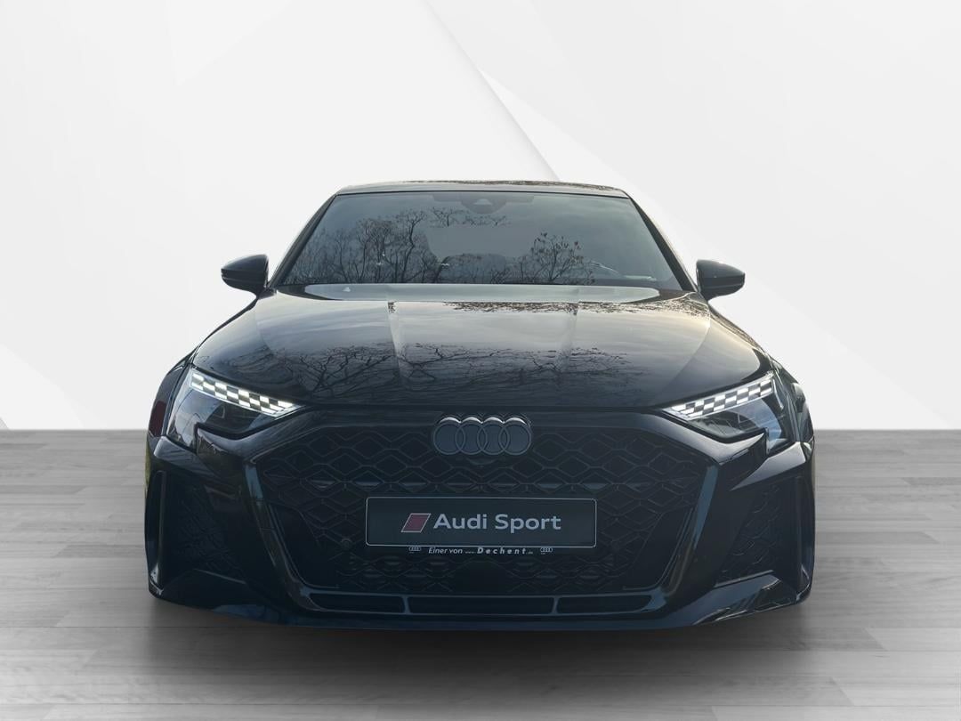 Fahrzeugabbildung Audi RS 3 Limousine 2.5 quattro W TFSI HUD,Kamera,LED