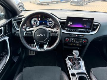 Kia ProCeed 1.6T DCT7 GT Nav Memory Glasdach Kamera