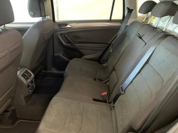 Volkswagen Tiguan Allspace - 8