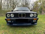 BMW 320i E30 Cabrio Oldtimer H-Kennzeichen - gebrauchte BMW 320 aus dem Jahr 1990