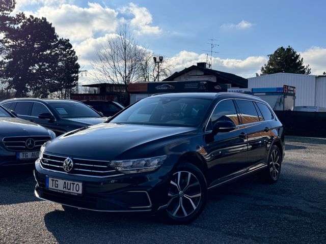 Volkswagen Passat Variant GTE*NAVI*LED*PANO*ACC*KAMERA*