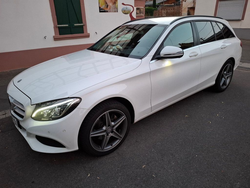 Image of Mercedes-Benz C 220