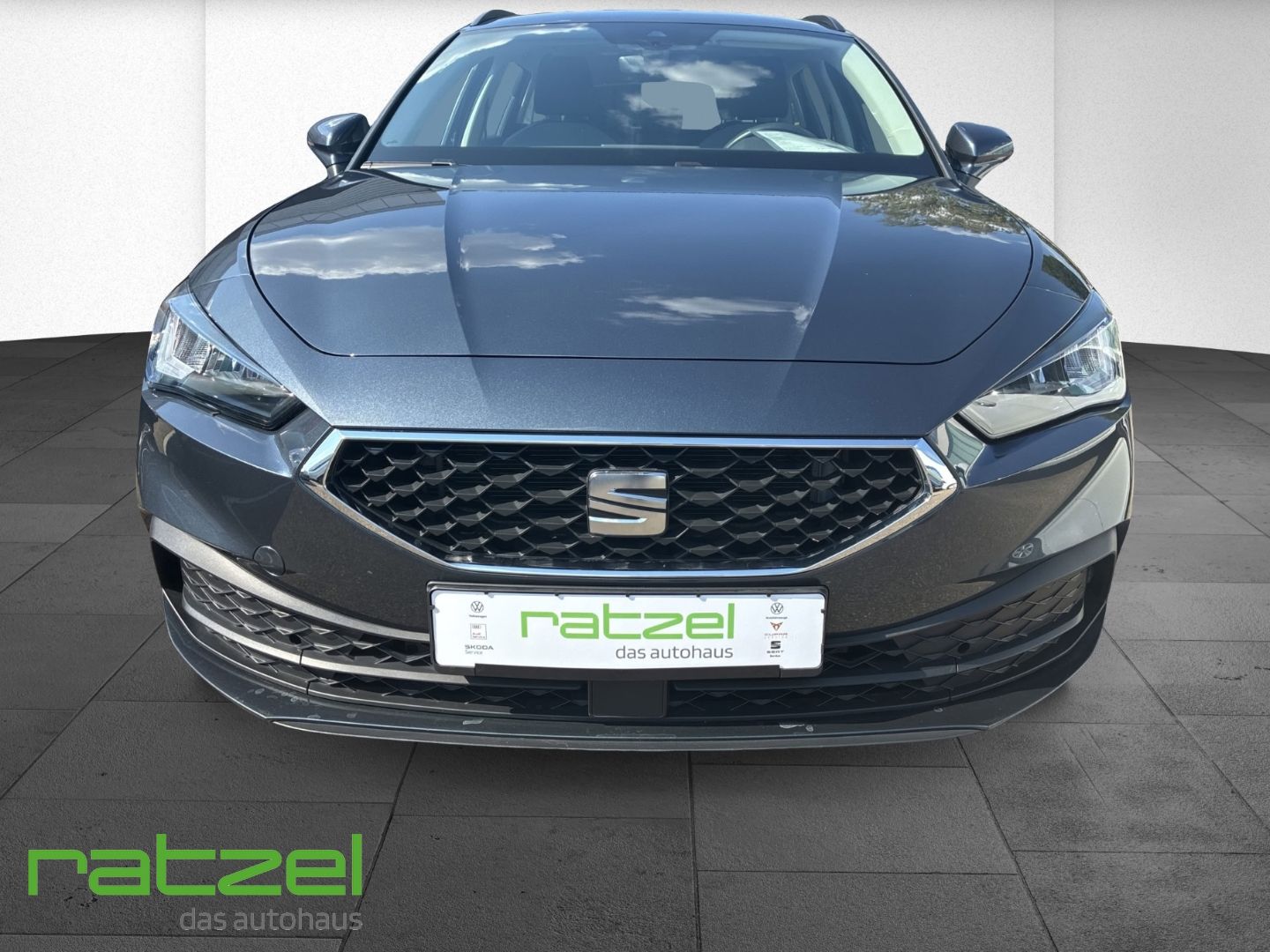 Fahrzeugabbildung SEAT Leon Sportstourer Style 1.0 eTSI 7-Gang Automati