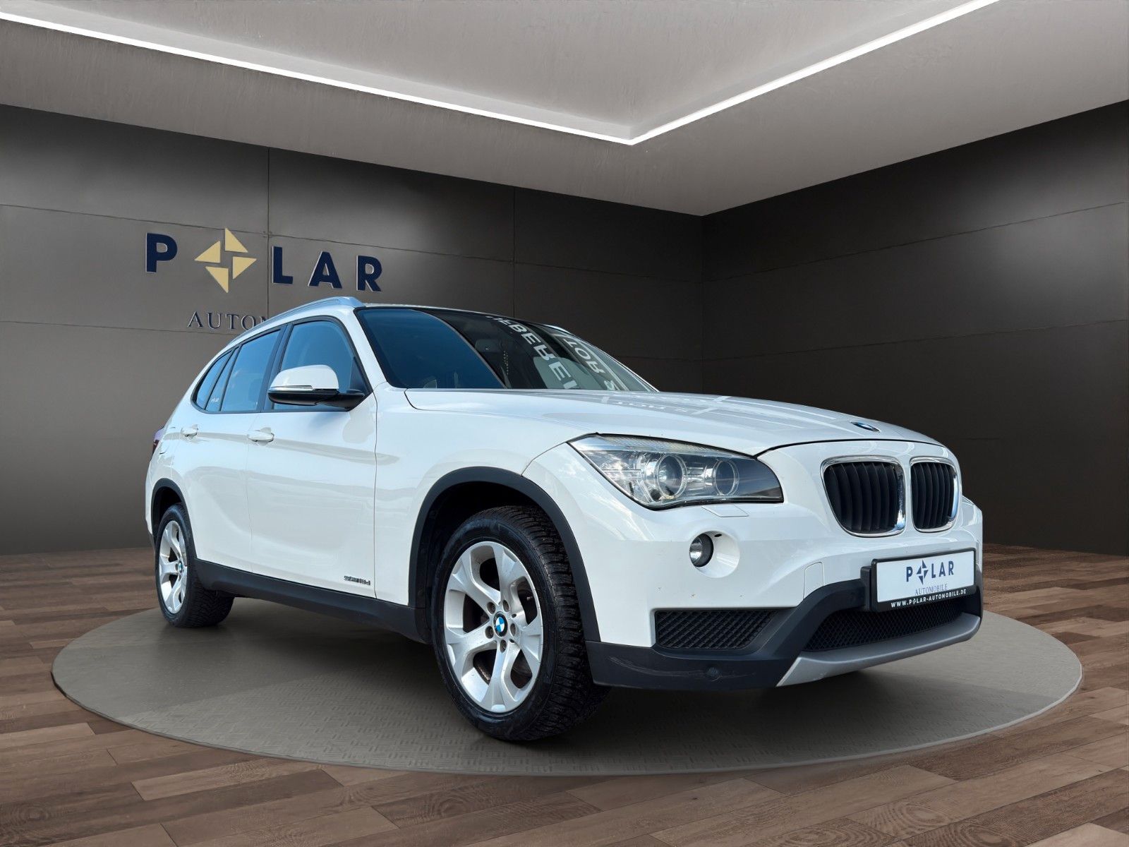 Fahrzeugabbildung BMW X1 18d sDrive *Kamera*Bi-Xenon*Elektr.Sitze*ACC