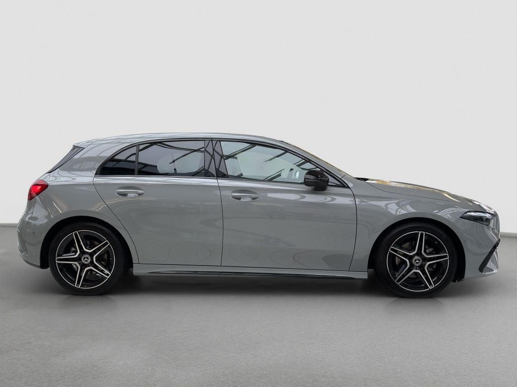 Fahrzeugabbildung Mercedes-Benz A 200 AHK*LED*PDC*ParkAss*Sportp.*SpurH*SpurW*LM
