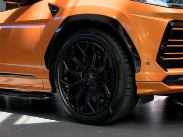 2018 Lamborghini URUS — миниатюра 17