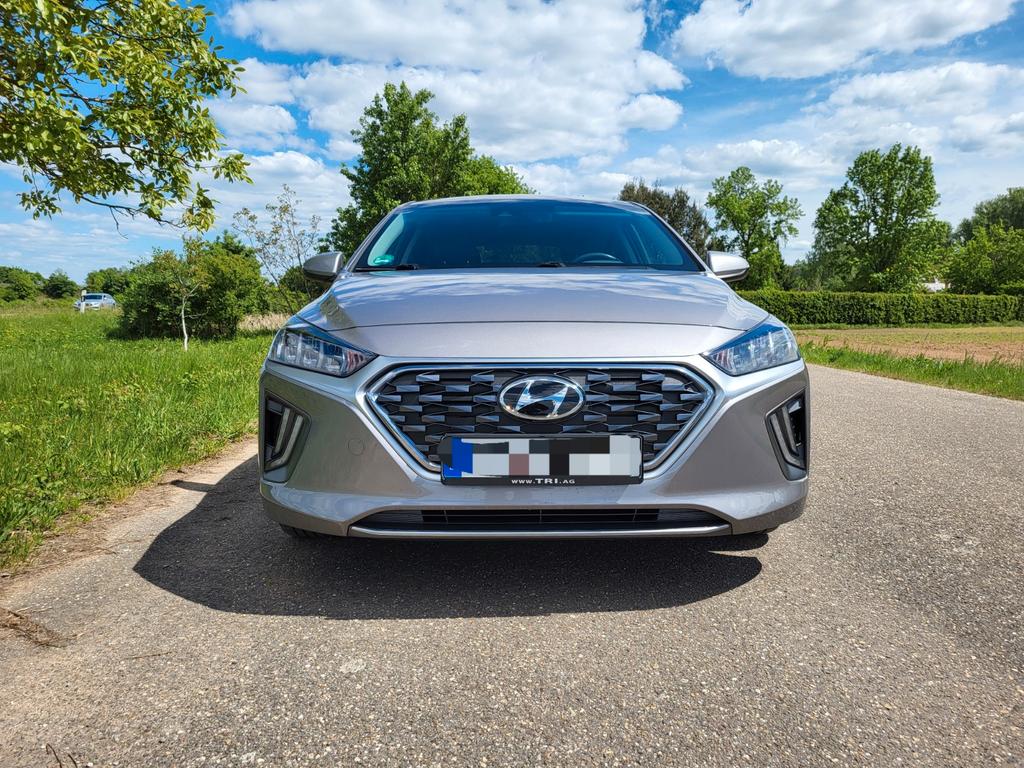 Hyundai IONIQ