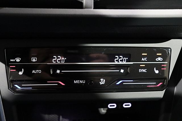 Taigo GOAL 1.0 TSI IQ.LIGHT Kamera Winterräder T