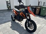 KTM 690 SM LC4 Supermoto - KTM LC4