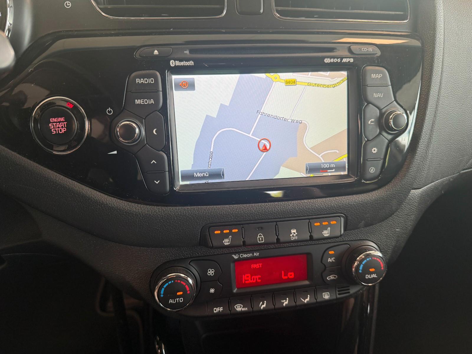 Kia Ceed Sportswagon Spirit Behindertenger. Handgas
