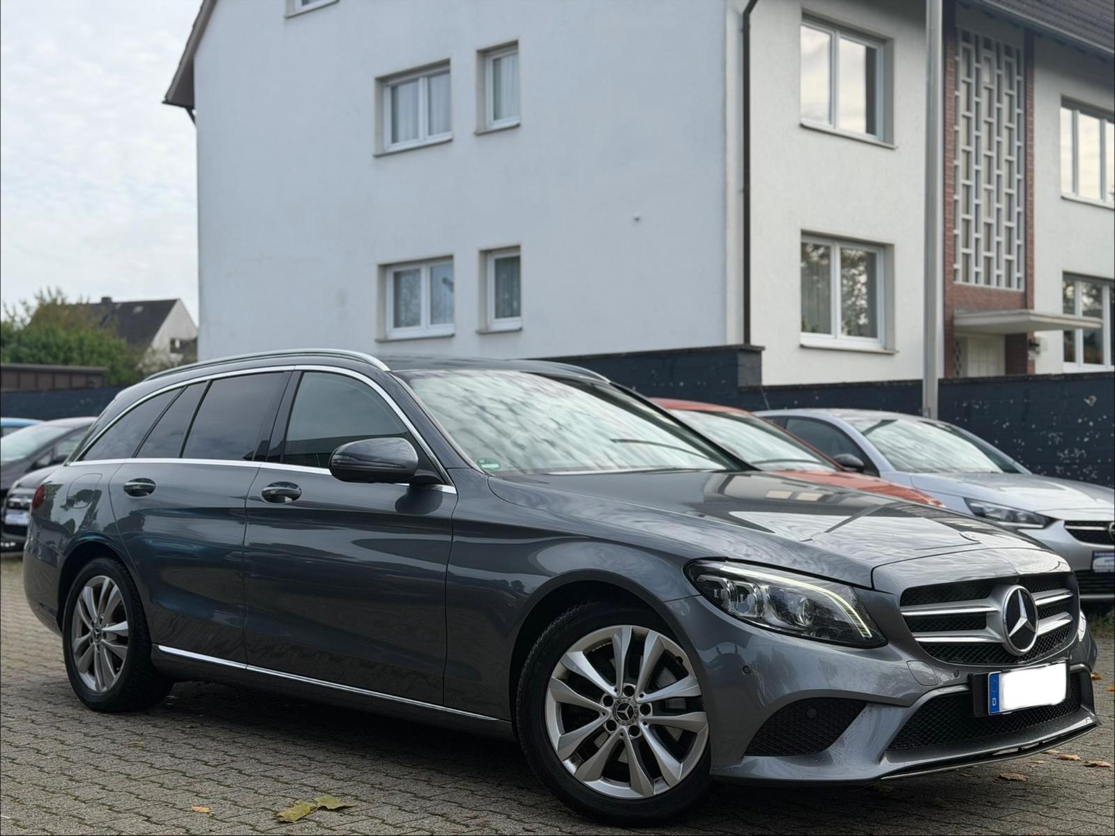 Mercedes-Benz C 200