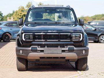 Bild 3 BAIC BJ40 4x4 Pano LED e. Trittbretter