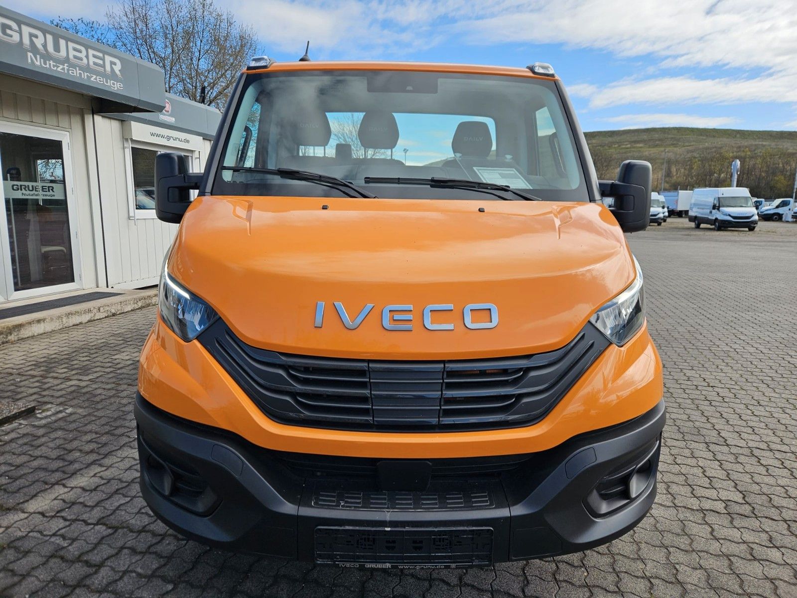 Fahrzeugabbildung Iveco eDaily 35S14E Pritsche