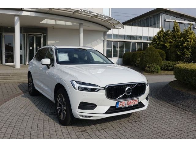 Volvo XC60 D4 Geartr. Momentum Pro V-LED RFK NAVI