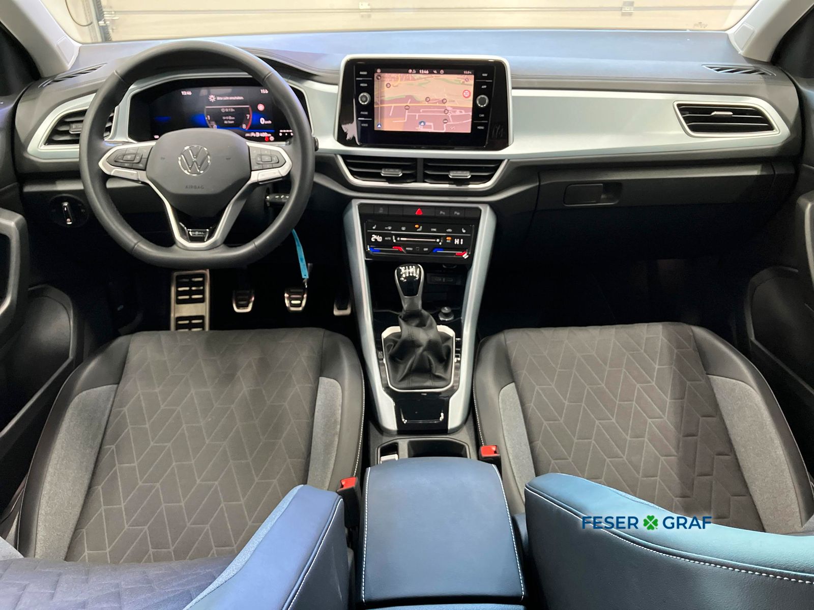 Volkswagen T-Roc - Bild 11