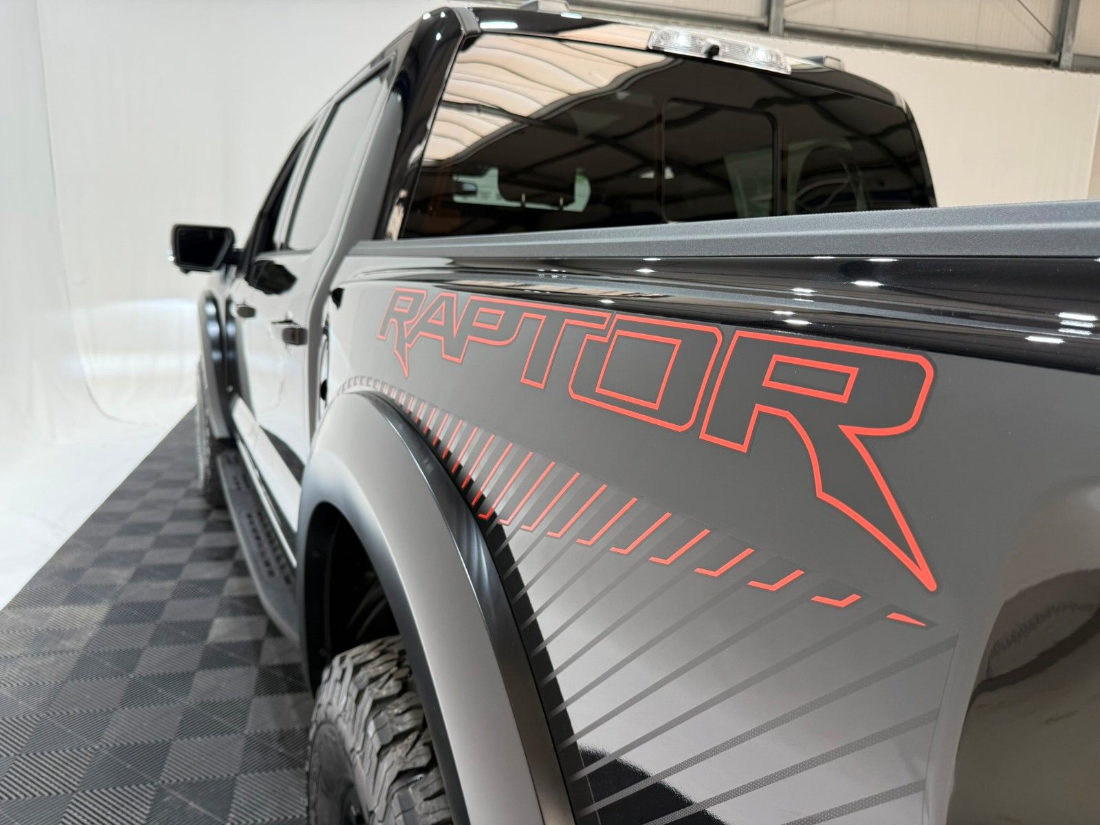 Fahrzeugabbildung Ford F-150 RAPTOR  EcoBoost®  3.5L V6 *MY25*