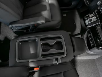 Hyundai Staria 9-Sitzer MY25 Trend Navi Digi-Cockpit