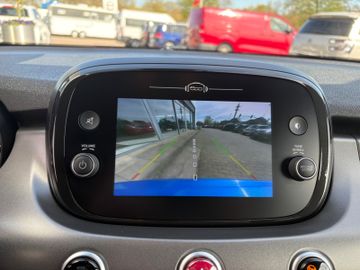 Fahrzeugabbildung Fiat 500X Sport 4x2 RFK SHZ Navi DAB+ Temp uvm.