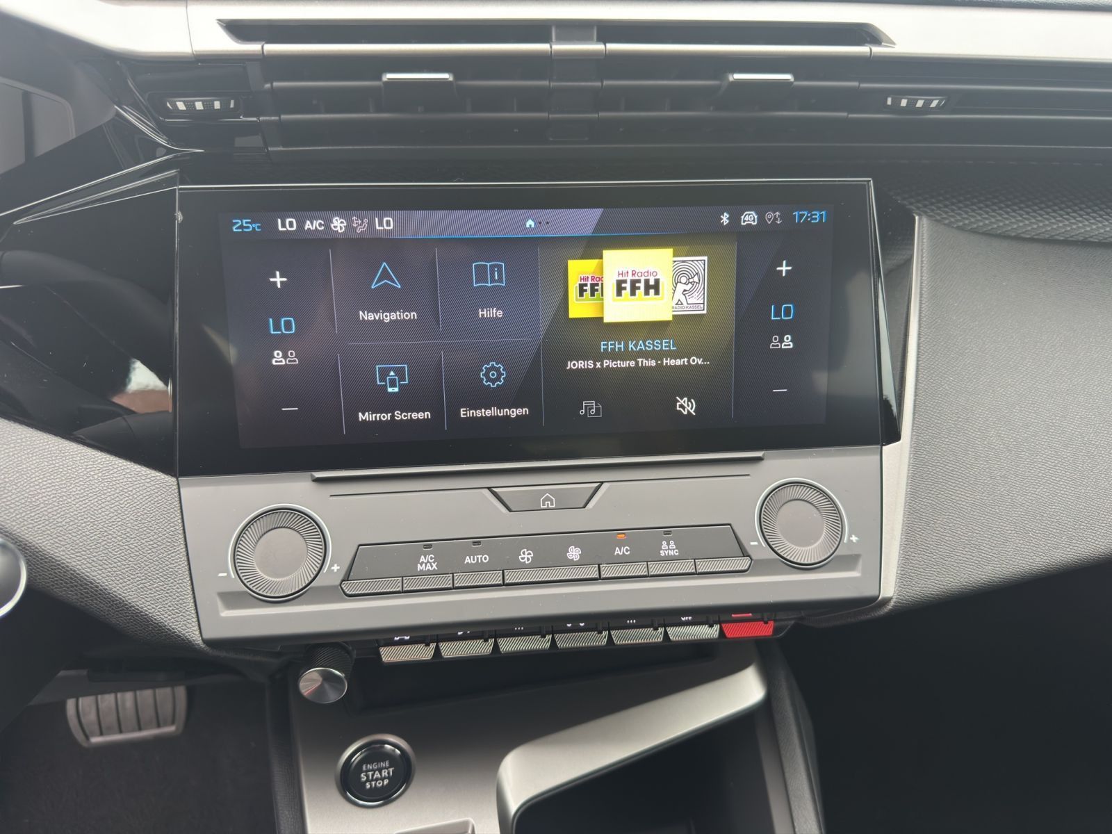 Peugeot 308 - Bild 12