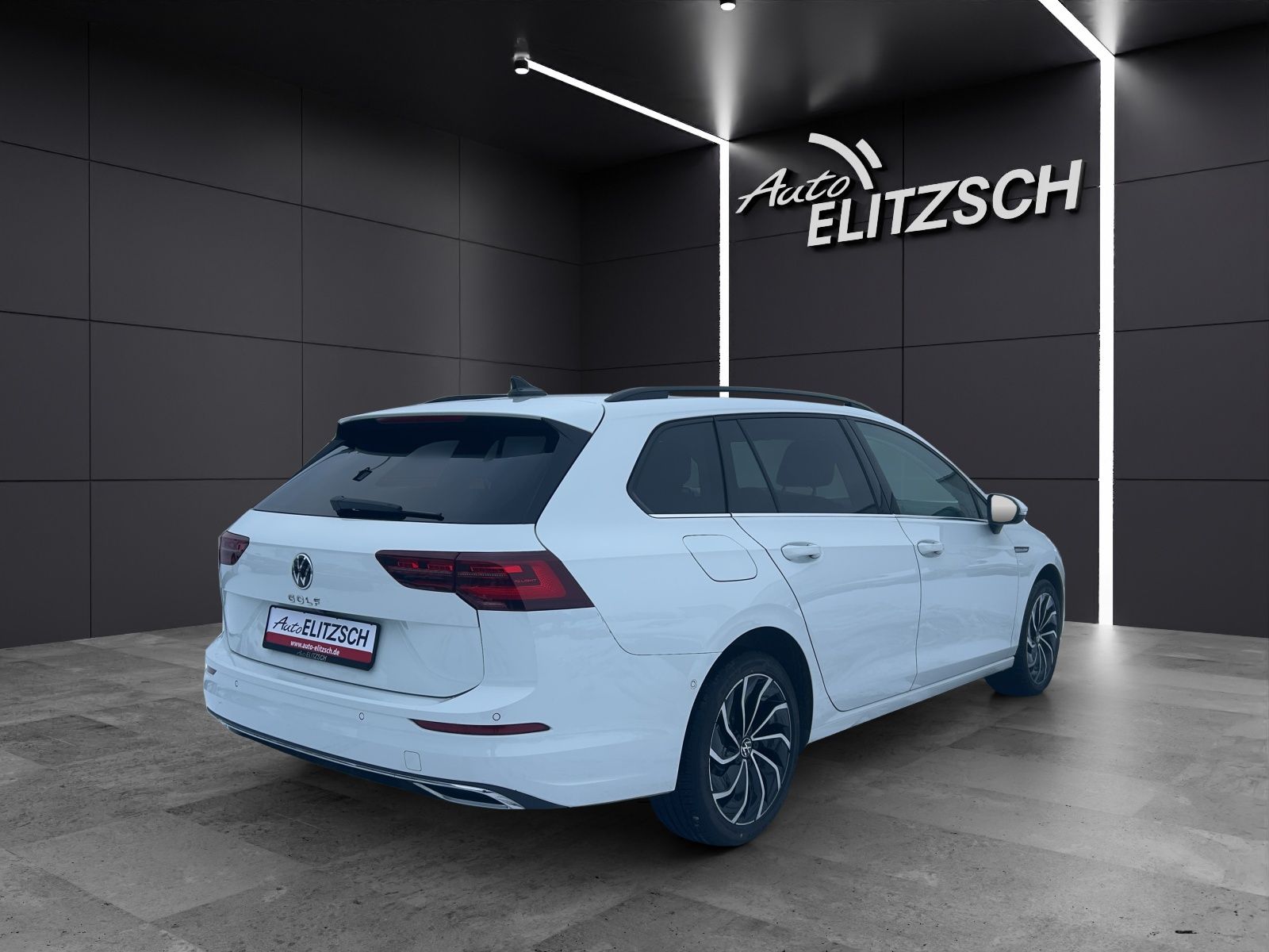 Fahrzeugabbildung Volkswagen Golf VIII Variant Style TDI DSG IQ.Light ACC SH