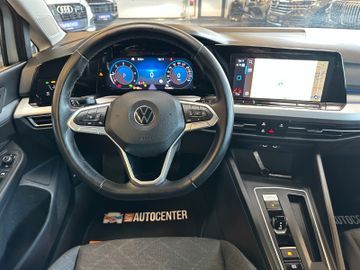 Volkswagen Golf *1.HAND*19%MWST*TEMPO*AHK*LED*